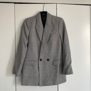 Dynamite Amelia Oversized Blazer